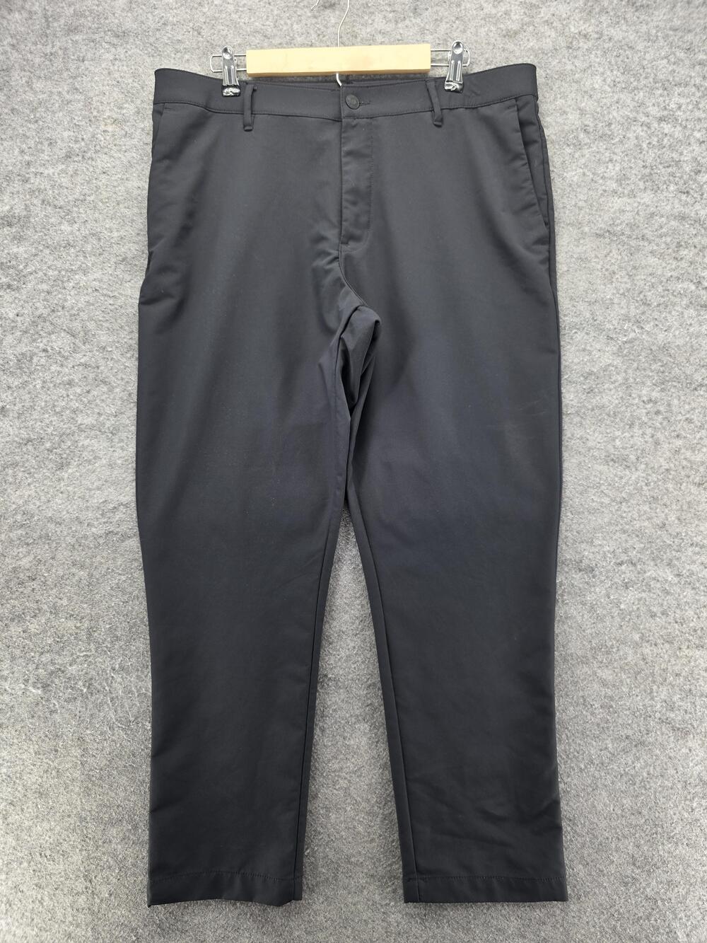 Banana Republic Dress Pants Mens 36x29 Black Polyester Flat Front Slacks Office